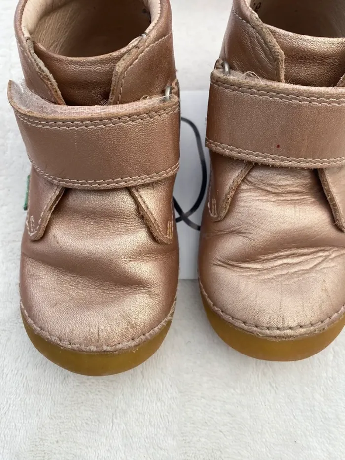 Bottines bottes Kickers 24 dorée métallisé barefoot - photo numéro 3