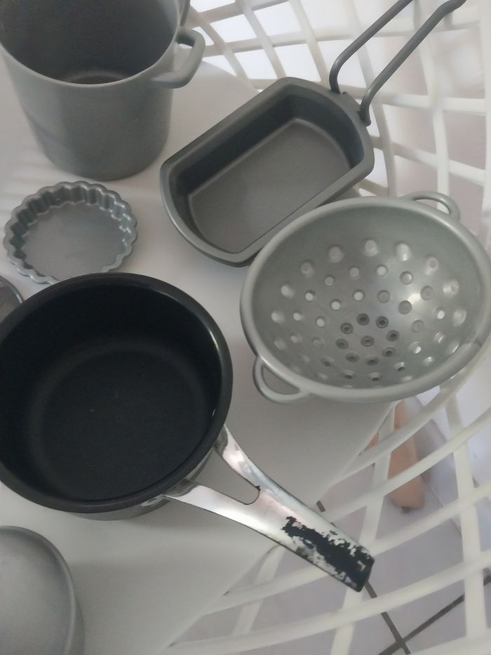 Dinette vintage en plastique rigide – 20 pièces - photo numéro 5