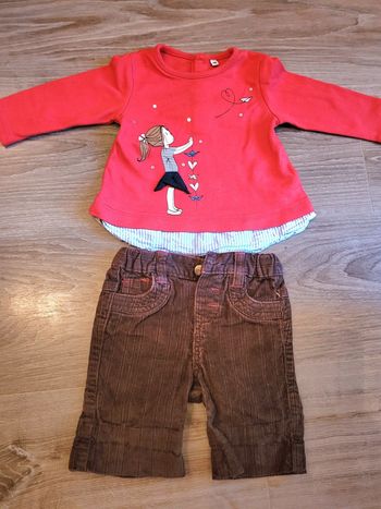 Lot 2 vêtements filles 6 mois