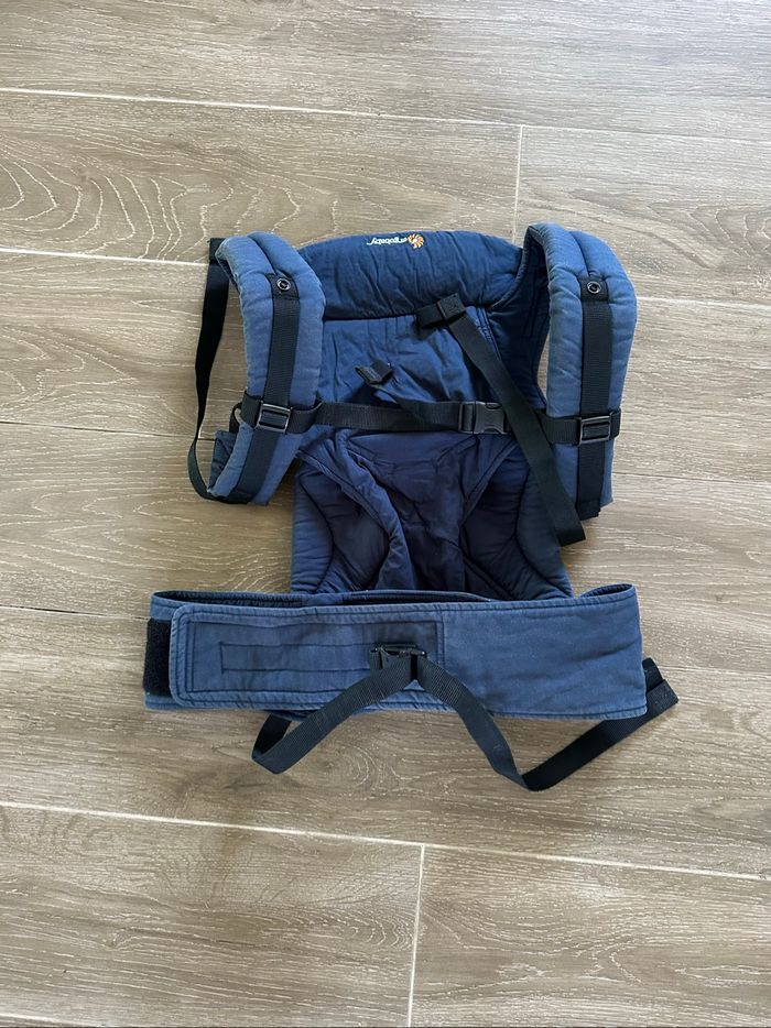 Porte bébé + réducteur Ergobaby - photo numéro 2