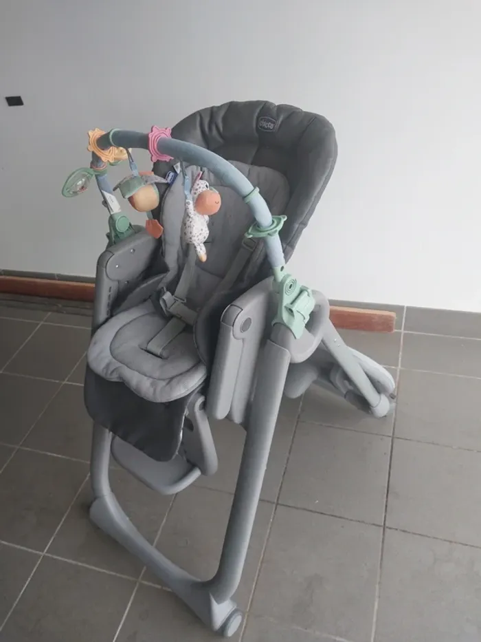 Chaise haute chicco polly magic relax