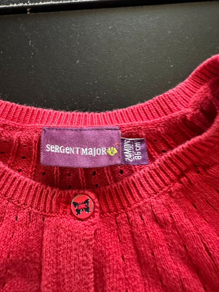 Gilet rouge 24 mois - photo numéro 2