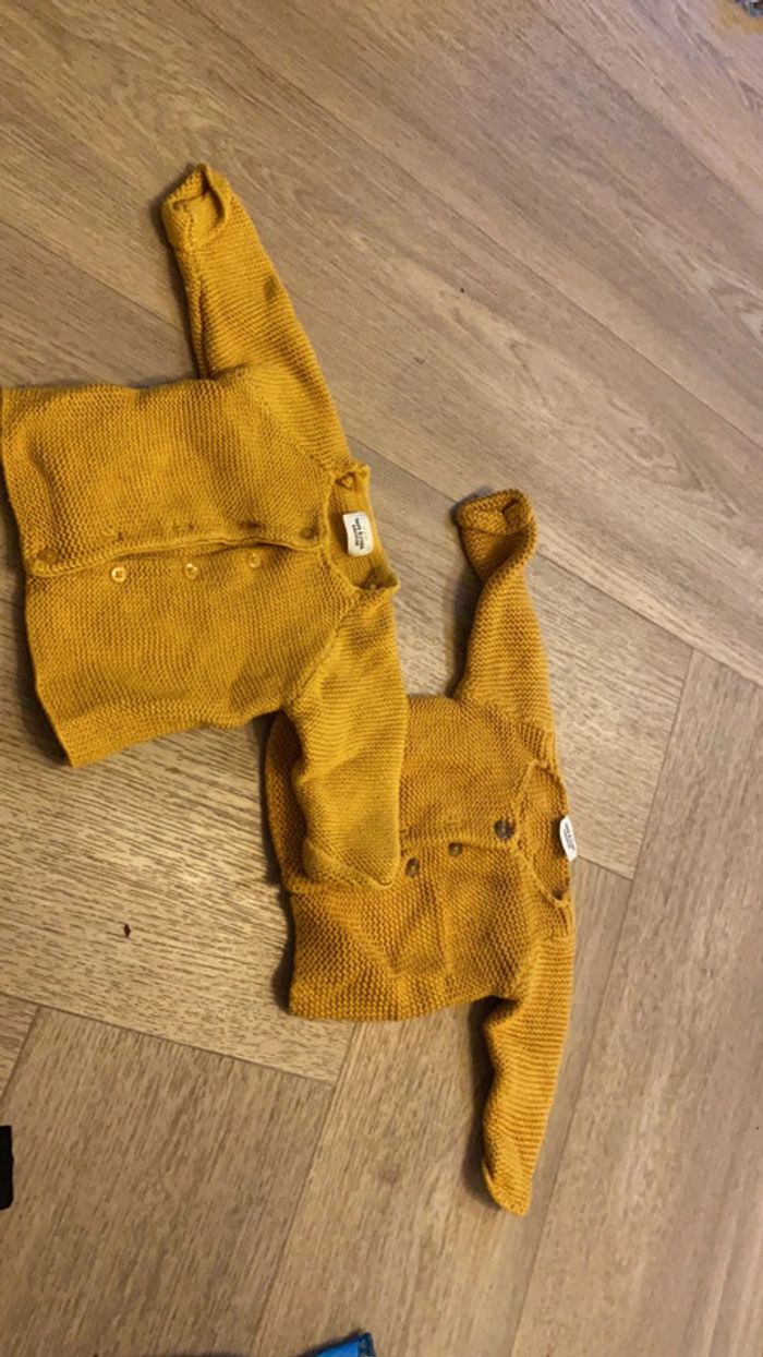 Gilets Neufs - photo numéro 2