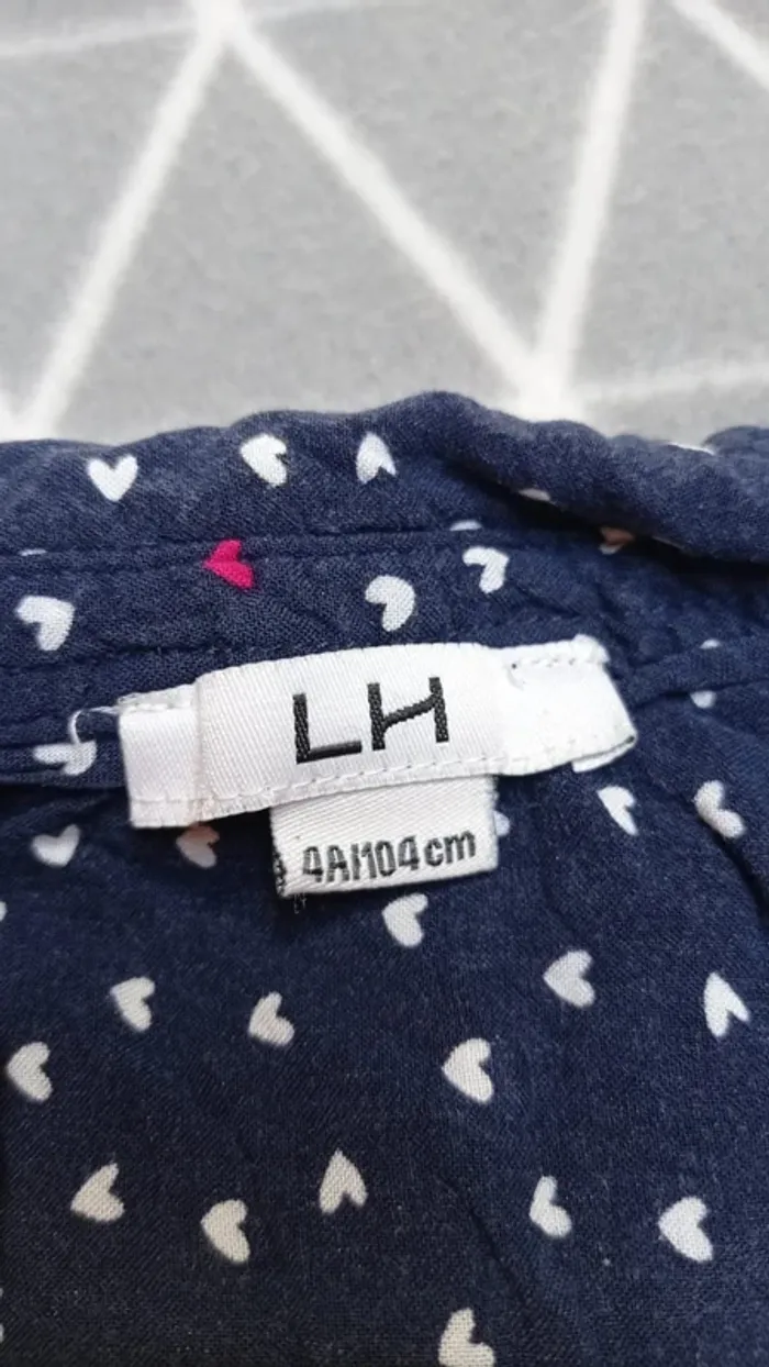 🦄 lot 4 hauts sans manche, 4 ans - photo numéro 10