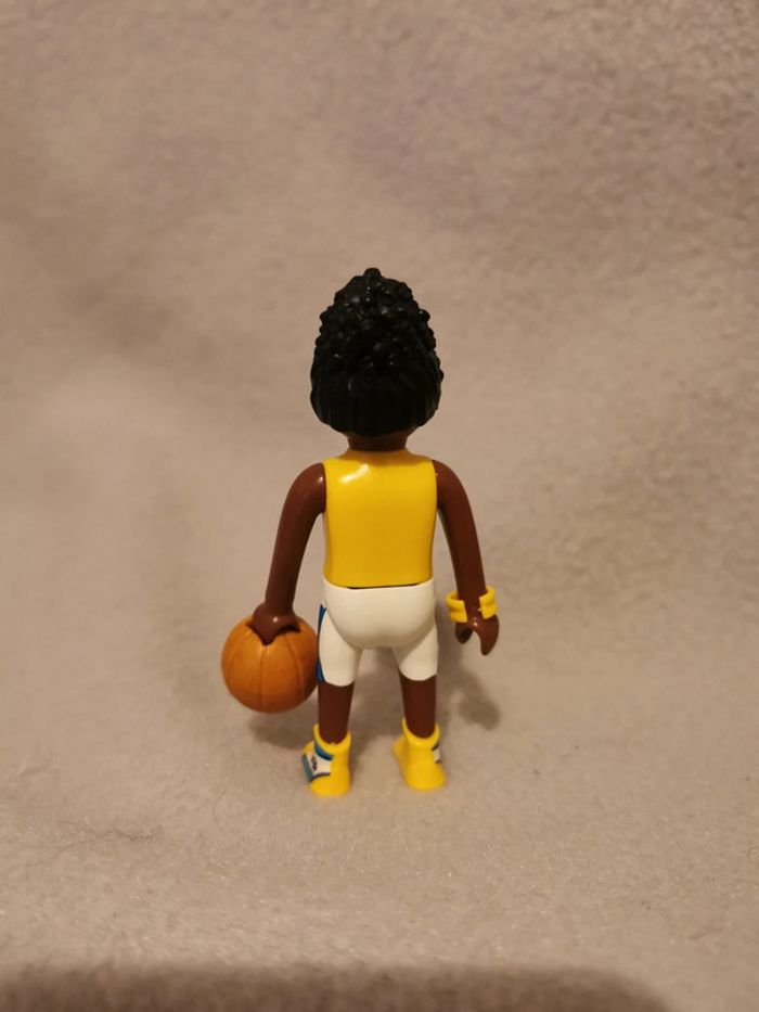 Playmobil basketteuse - photo numéro 2