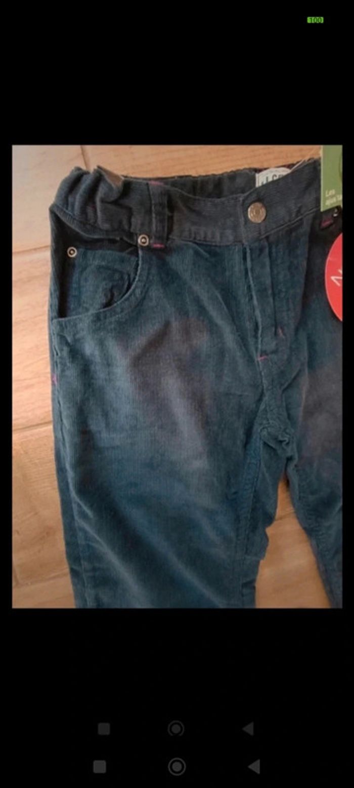 Pantalon neuf 12 ans - photo numéro 2