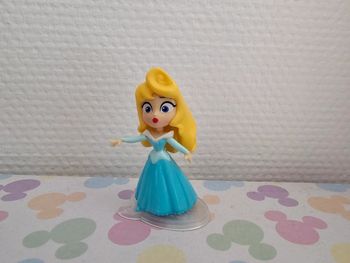 Figurine la belle au bois dormant/aurore/disney