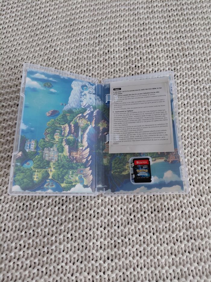 Jeu switch Pokémon perle étincelante - photo numéro 3
