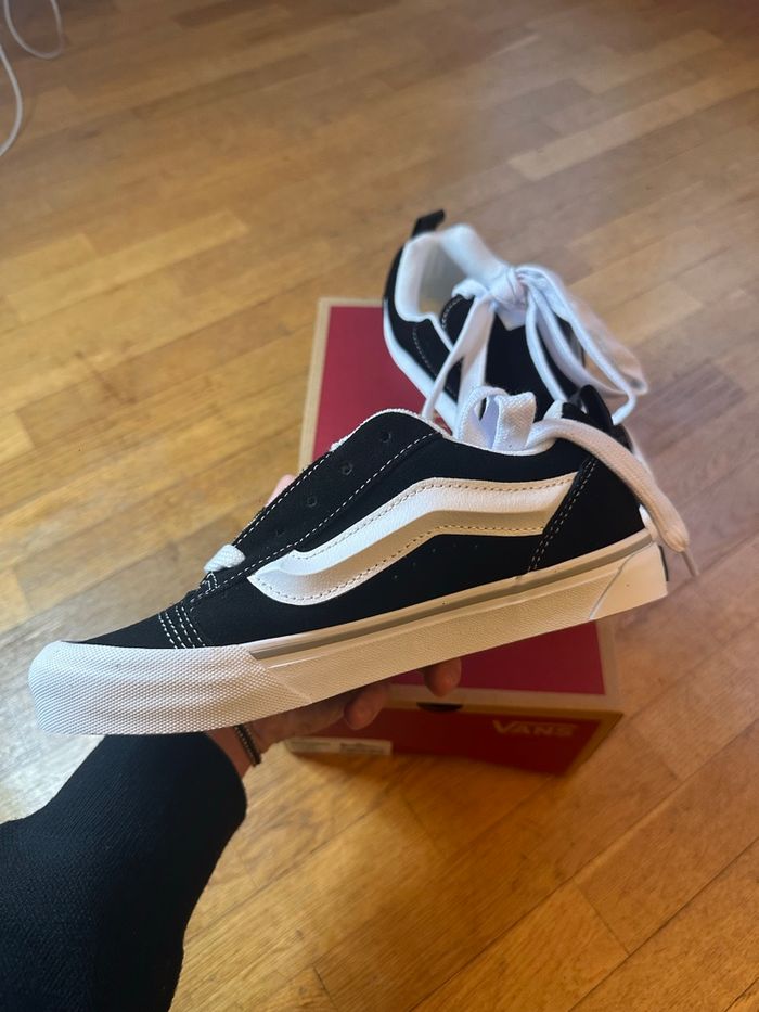 Vans Knu Skool taille 36,5 - photo numéro 2