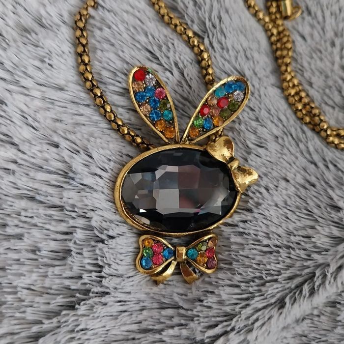 Magnifique collier lapin playboy - photo numéro 2