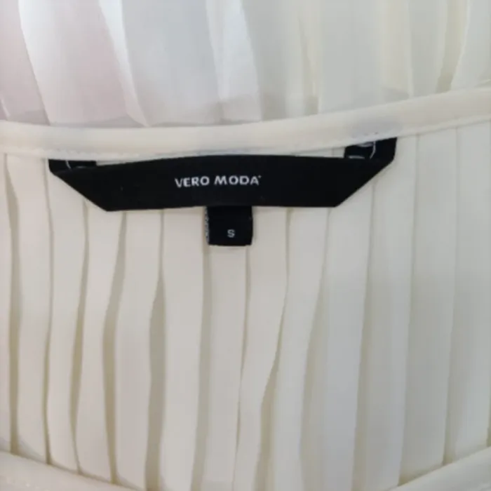 Blouse blanche plissée Vero Moda épaules brodées manches longues fluide taille S A1328 - photo numéro 8