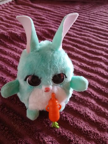 Fur Real fuzzalots petit latin interactif