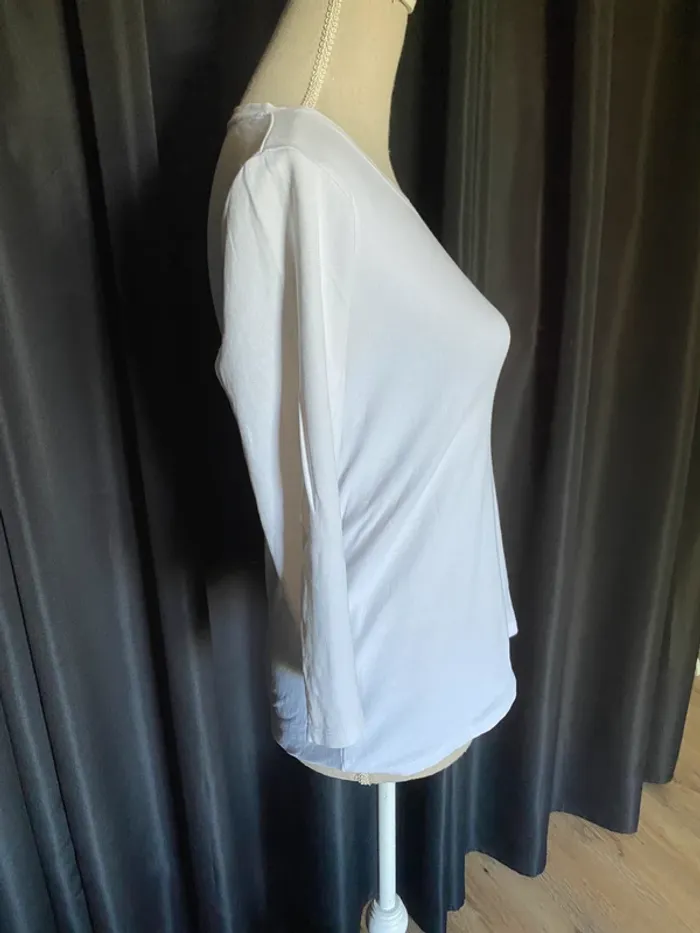 T-shirt blanc Uniqlo manches trois quarts - photo numéro 2