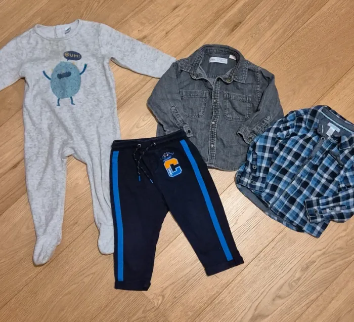Lot de vêtements en 18 mois