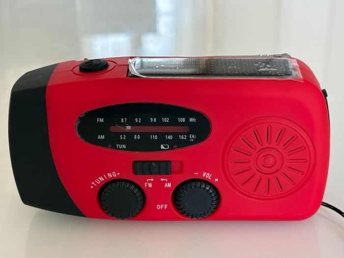 Radio multifonction d’urgence Tout-en-un – Parfaite pour l’été - photo numéro 6