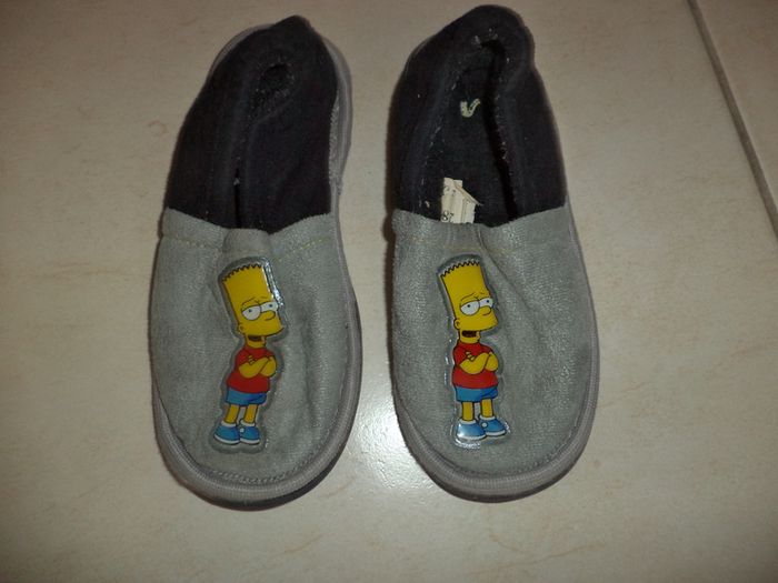 chaussons simpson taille 28