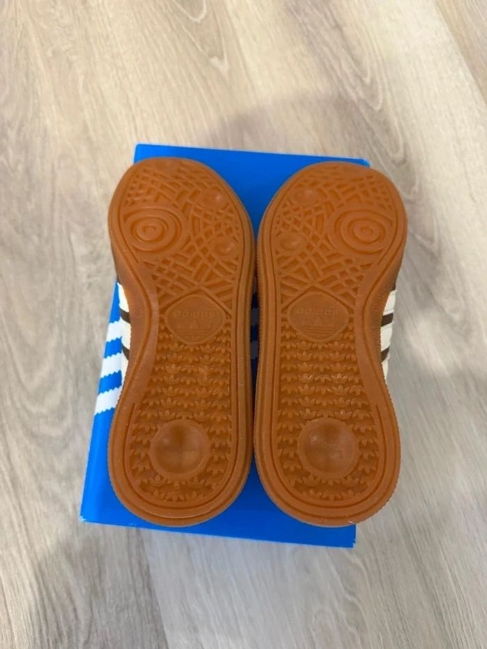 Adidas Handball spezial Taille 41 - photo numéro 5