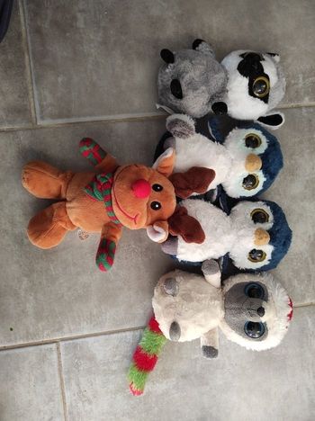 5 peluches