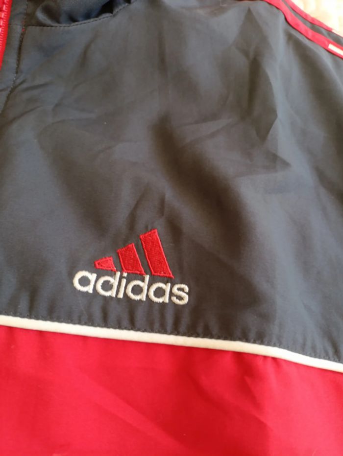 Veste coupe-vent Adidas vintage rouge et noire - années 2000 vintage - photo numéro 2