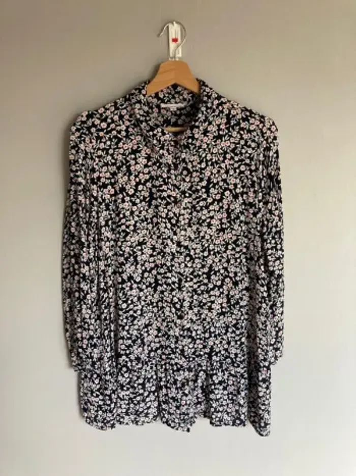 Chemisier femme Paprika taille 2 – Motif fleuri – Manches 3/4 – Très bon état