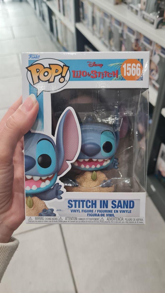 Figurine pop stitch sable