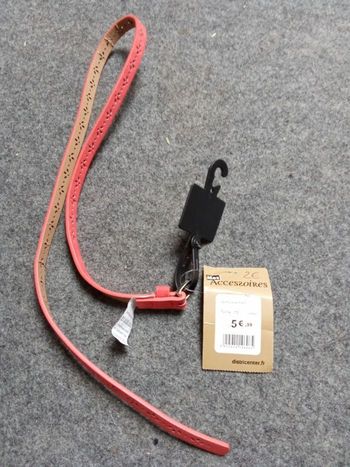 Ceinture fille rose 75 cm, neuve avec étiquette, réglable, accessoires, 8,10 ans environ