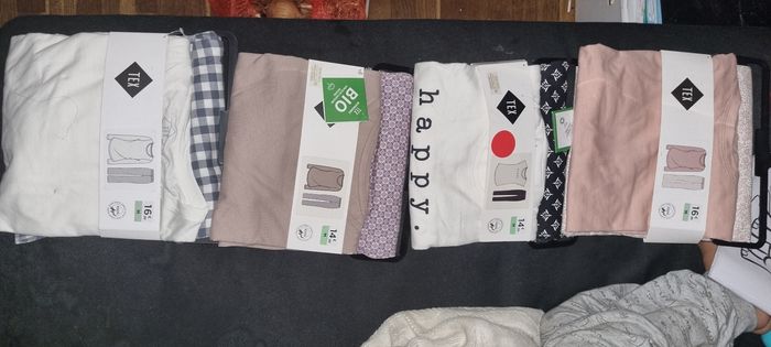 4 pyjamas taille m à 30e