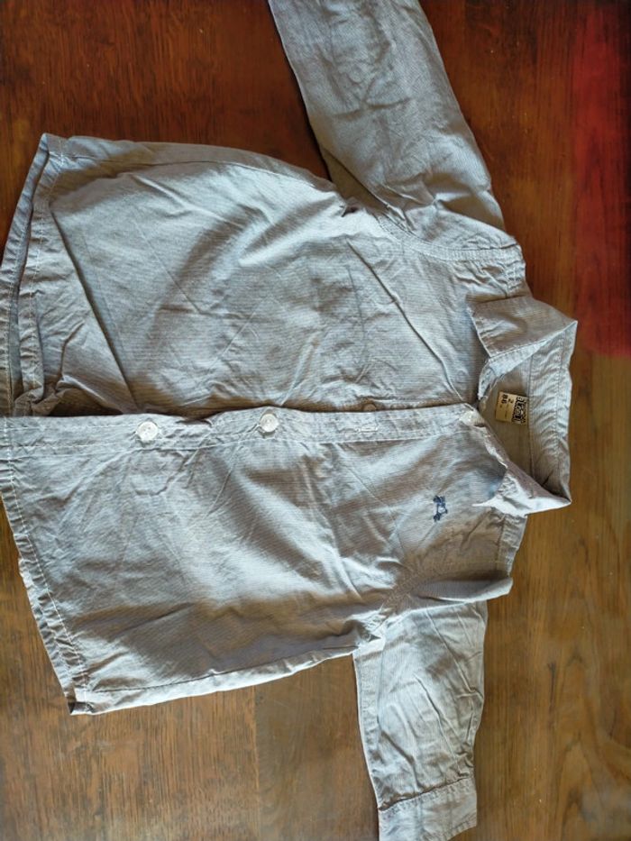 Jolie chemise 24 mois - photo numéro 3
