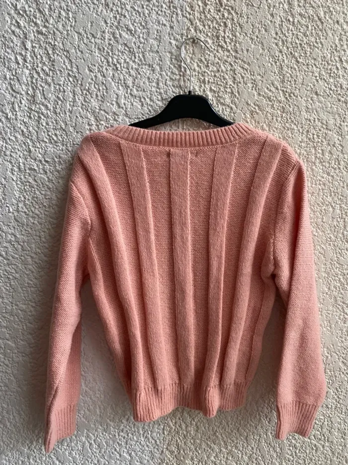 Pull col en V rose torsadé T 36 Shein - photo numéro 4