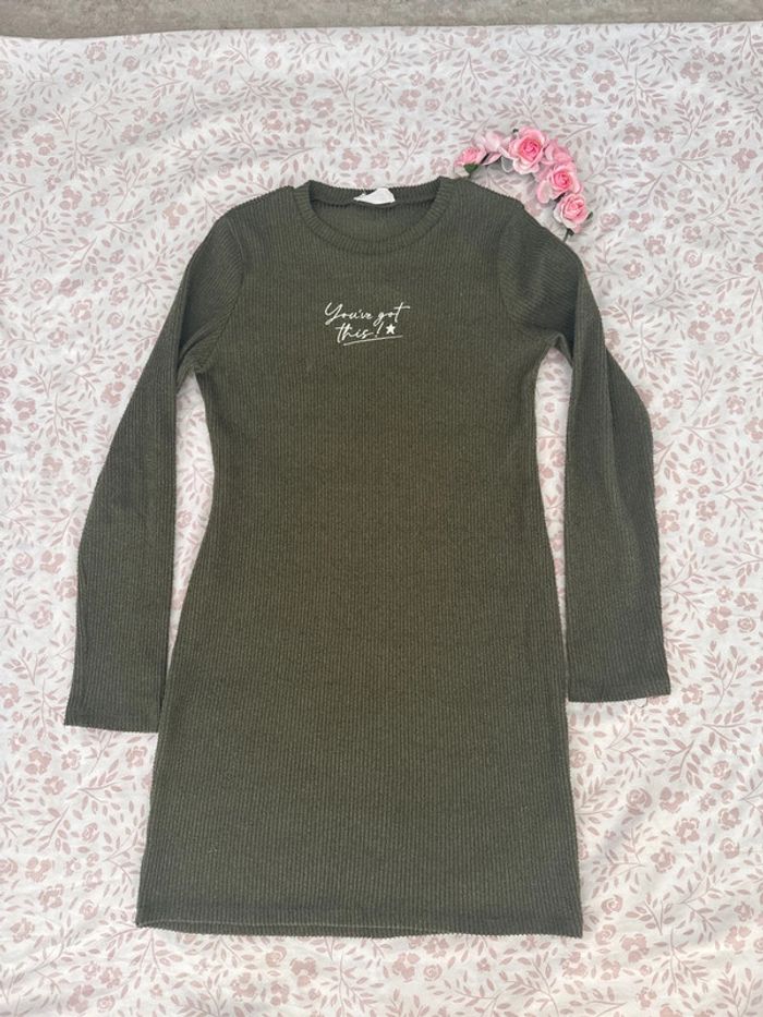 Robe fille 12/13 ans de primark