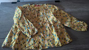 Blouse jaune fleuri