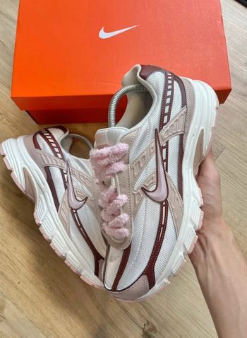 Nike Initiator Rose Blanc 44,5 Fluffy