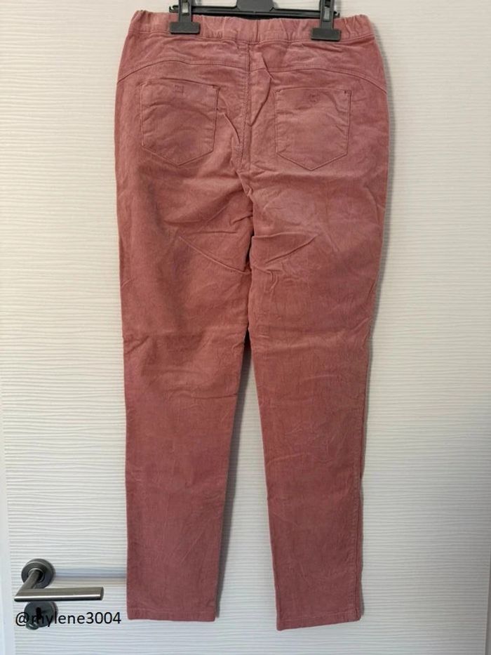 Pantalon en velours rose clair à fermeture éclairs sur les poches - photo numéro 4