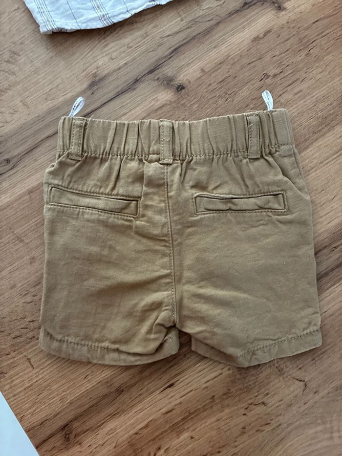 Ensemble short/chemise C&A 18 mois - photo numéro 7