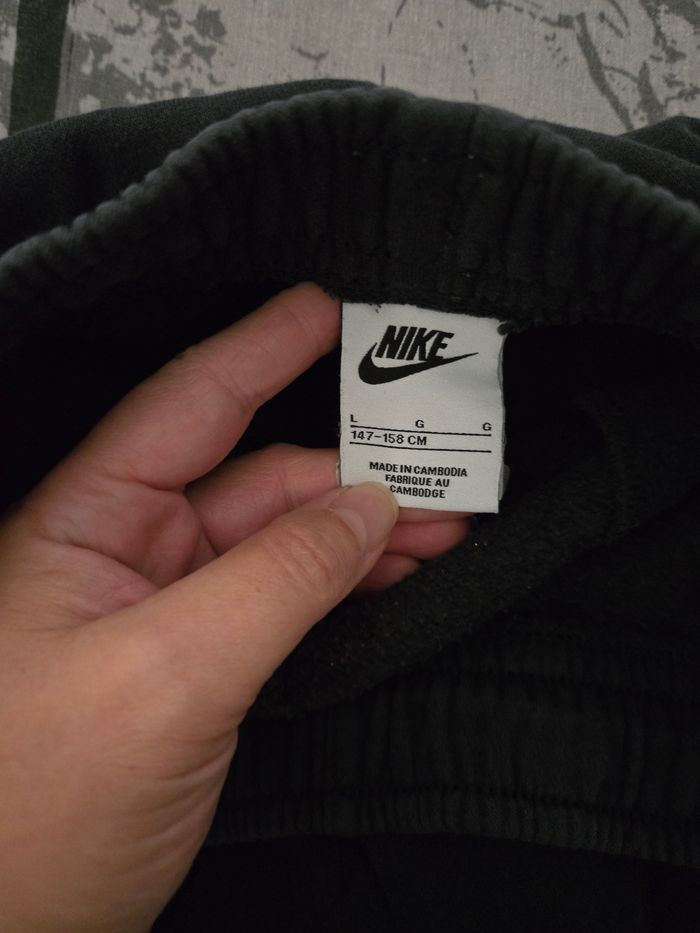 Pantalon Nike en 12 ans - photo numéro 4