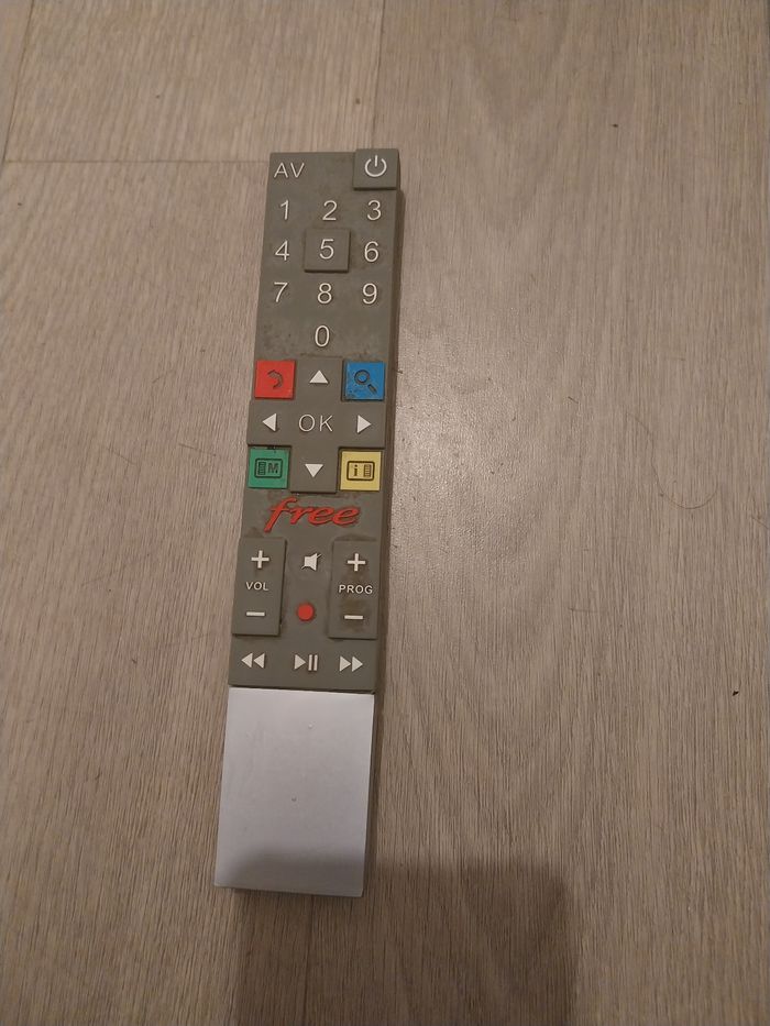 Télécommande - photo numéro 2