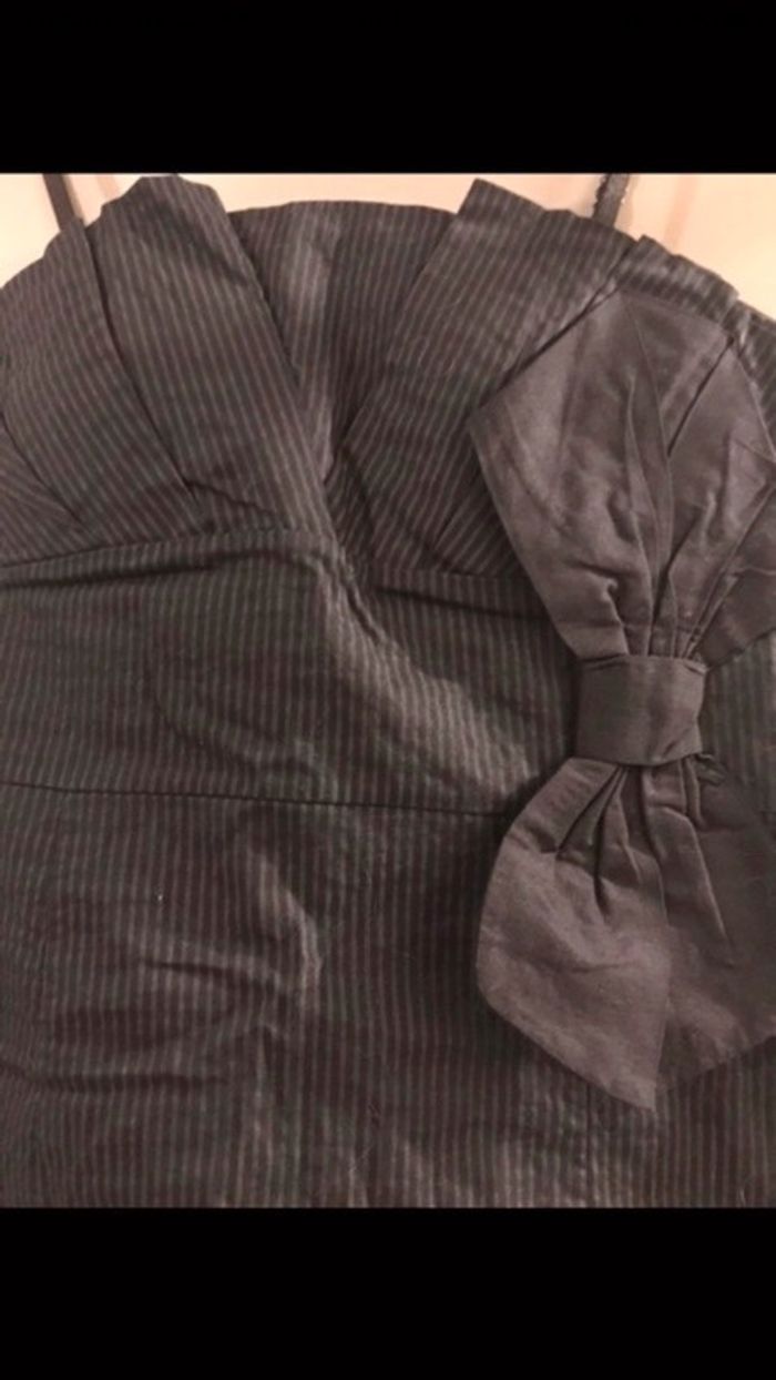 Robe avec noeud
