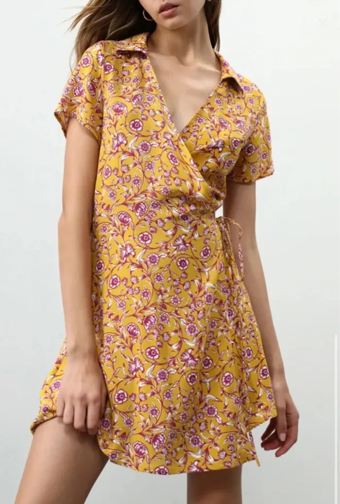 Robe jaune à motif Lefties - photo numéro 3
