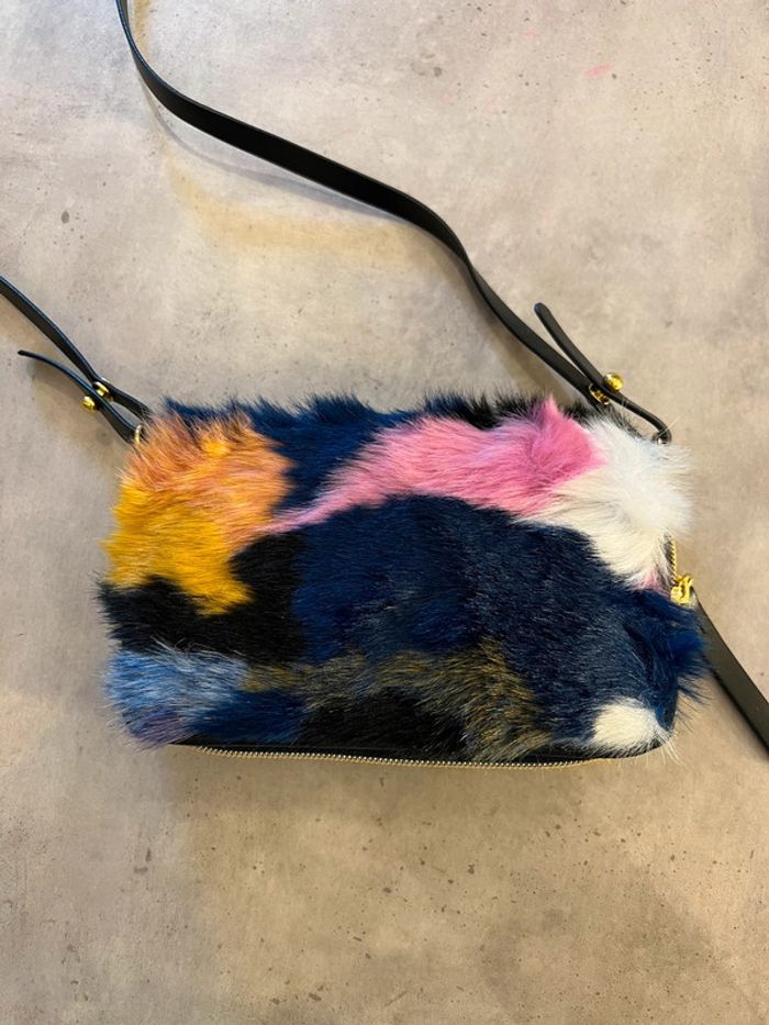 Petit sac pochette fausse fourrure Monki - photo numéro 2