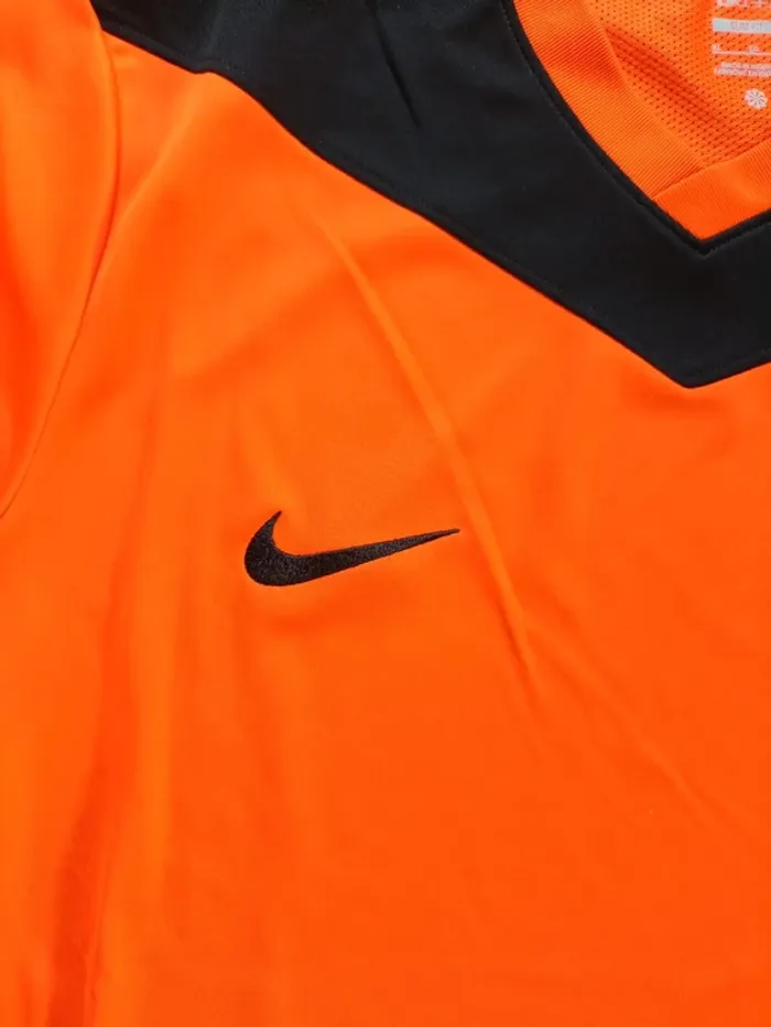 Maillot de sport Nike - photo numéro 2