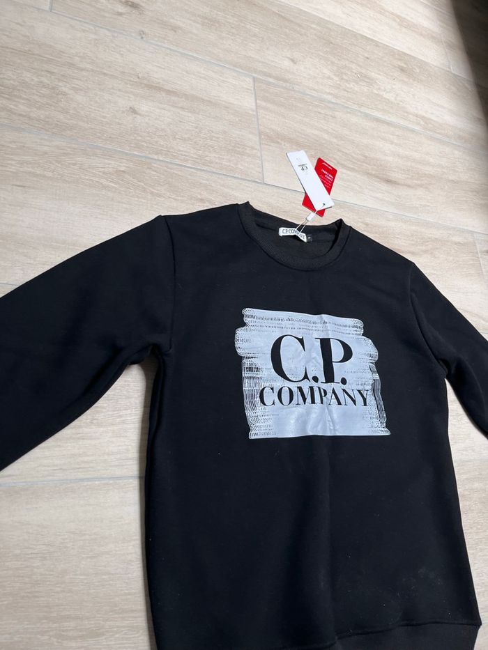 Pull sans marque neuf avec étiquette - photo numéro 4