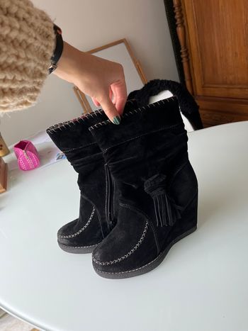 Bottines à talon compensé