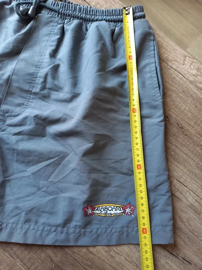 Short homme T. 42 - photo numéro 8
