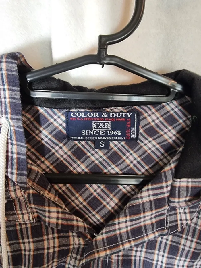 Chemise à capuche Color & Duty - photo numéro 3
