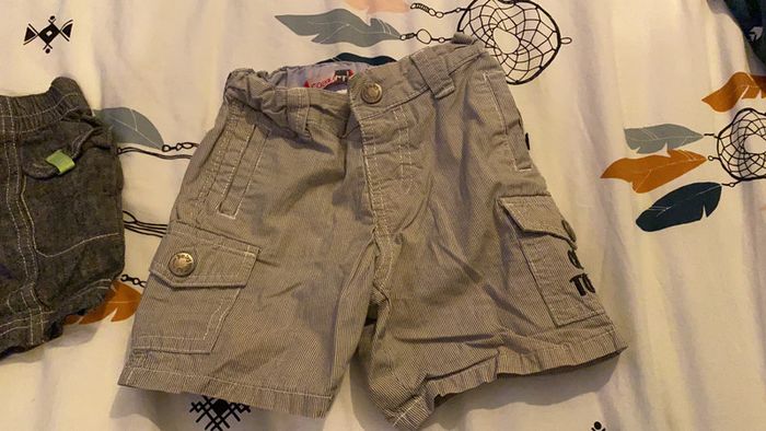 2 shorts 9 mois - photo numéro 2
