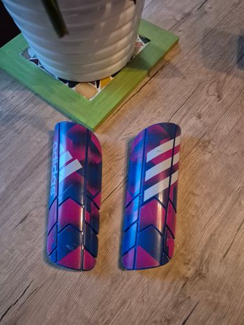 ⚽️ Paire de protège tibias Adidas