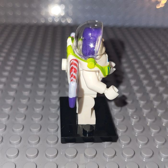 Minifigure / Figurine 🔫 Disney Pixar - Toy Story 🧸 Buzz L'éclair - photo numéro 5
