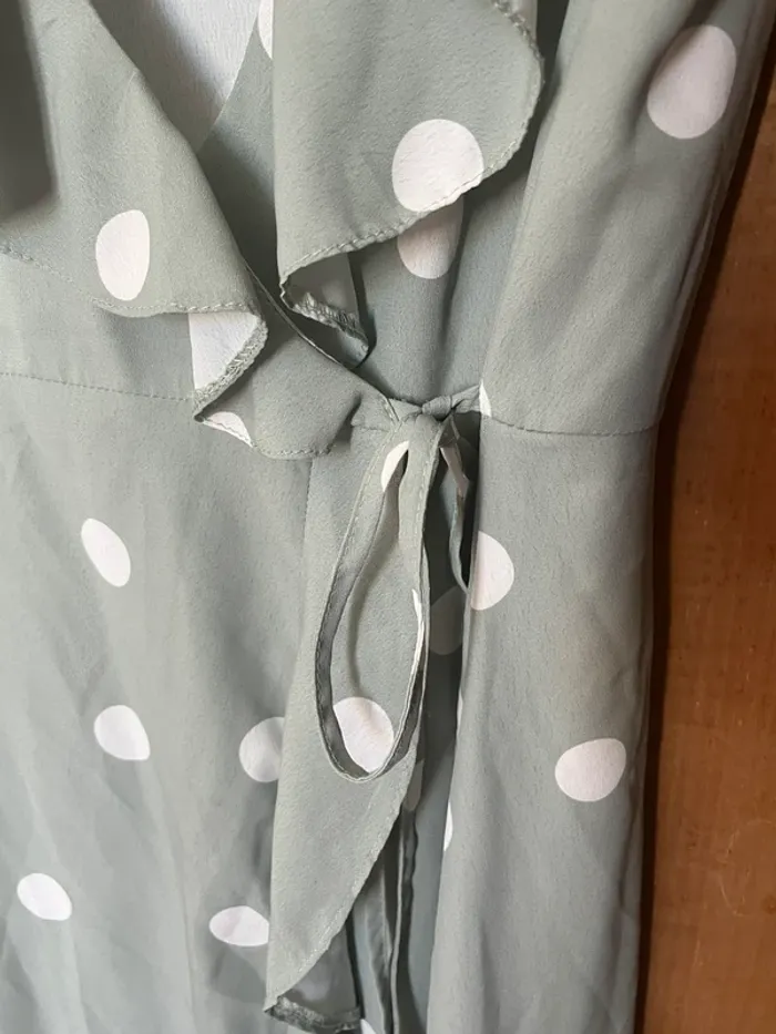 Robe primark verte à pois - photo numéro 3
