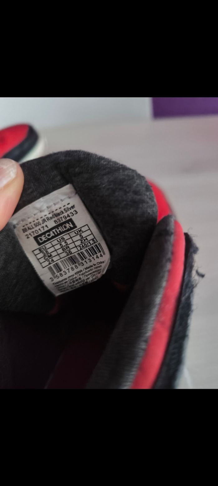 Basket kipsta taille 38 - photo numéro 2