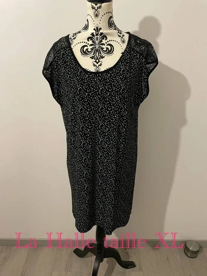Robe noire à pois – La Halle – Taille XL – Élégante et confortable